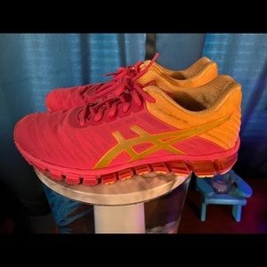 Asics Women's GEL-QUANTUM 180